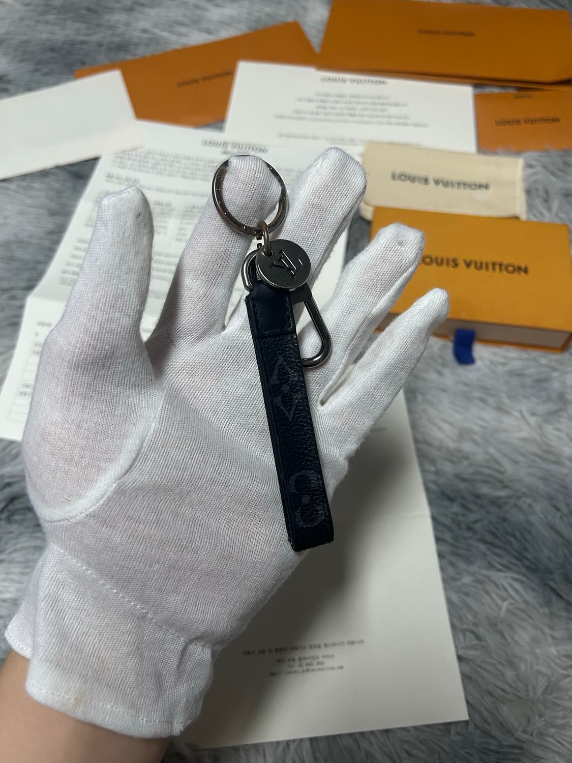 [정품] 새상품급 루이비통 이클립스 모노그램 드라곤느 키링 상품이미지1