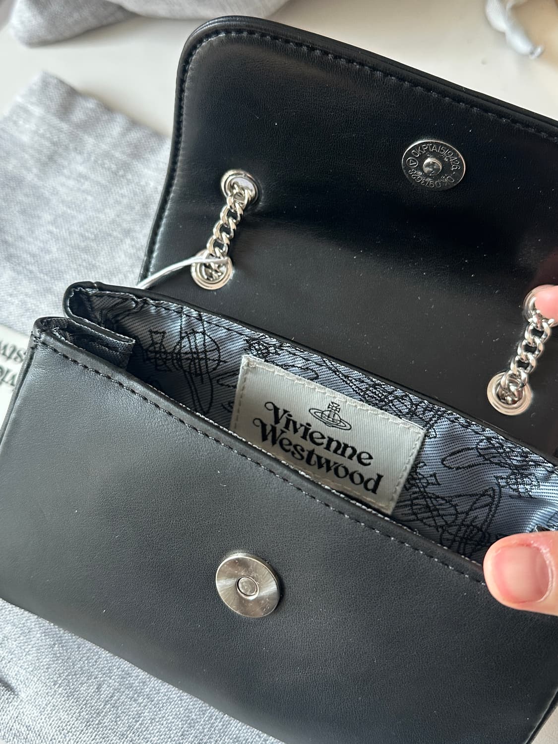 비비안웨스트우드 블랙 미니 체인 상품이미지5