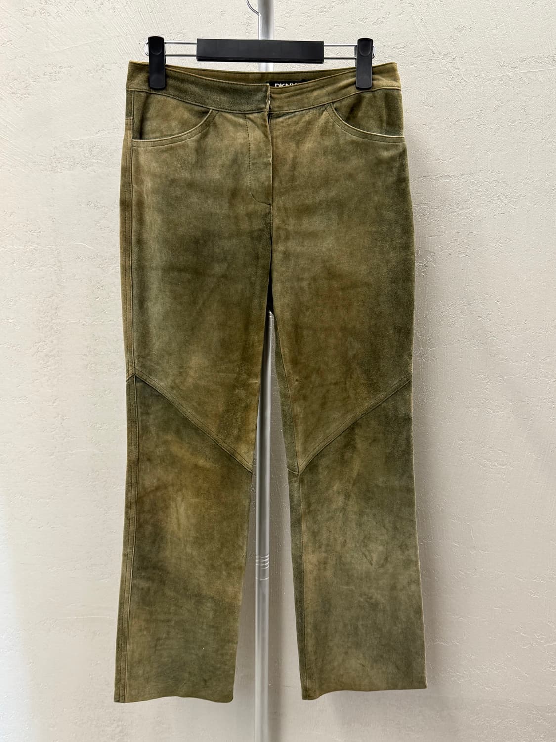 DKNY 카키 리얼레더 스웨이드 바지 사이즈 4 상품이미지2
