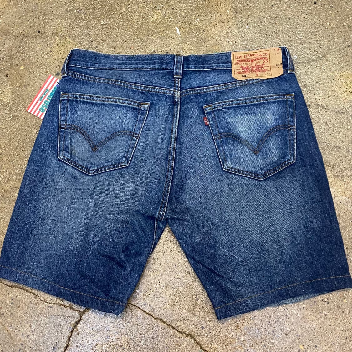 미국 빈티지 리바이스 501 워싱 진청바지 반바지 36size 상품이미지6