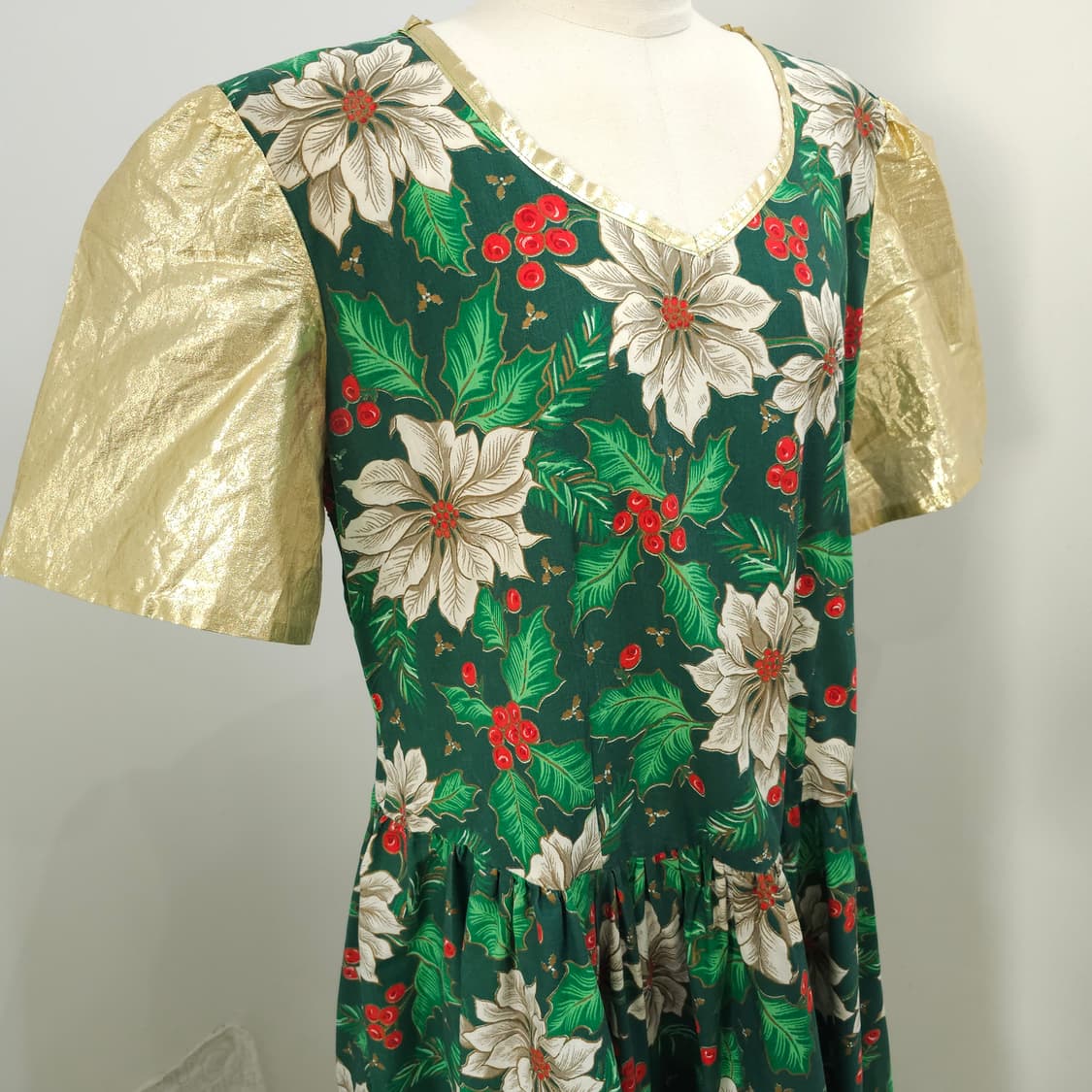 크리스마스 플라워 패턴 골드 러플 원피스 상품이미지6