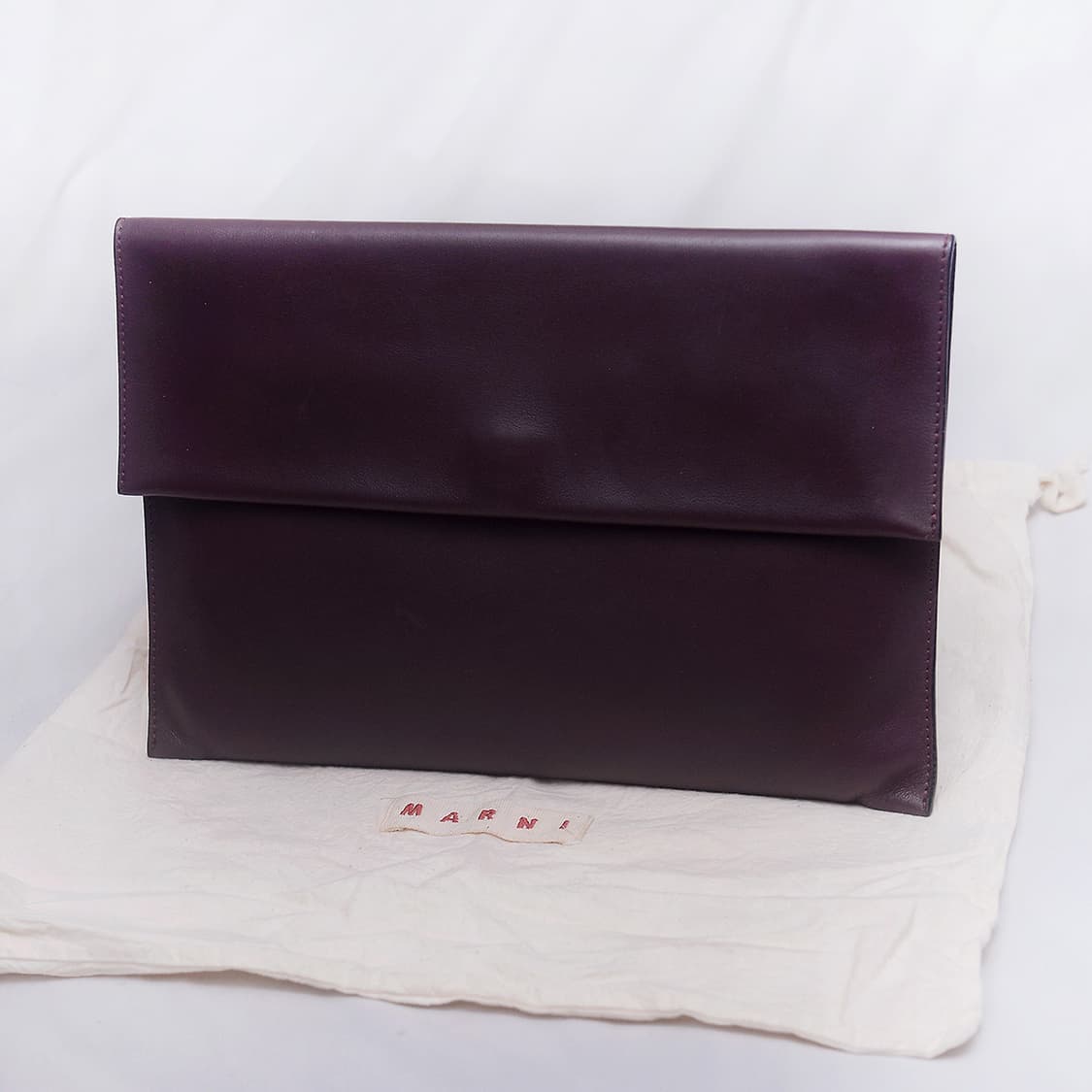 마르니 (MARNI) 버건디 나파레더 카프스킨 플랩 클러치백 상품이미지1