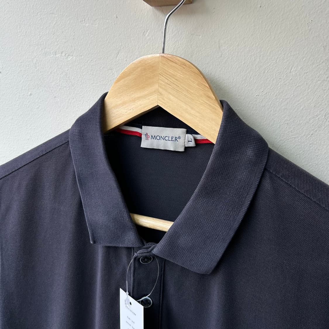 16458 - 몽클레어 3선 반팔 카라티 상품이미지4