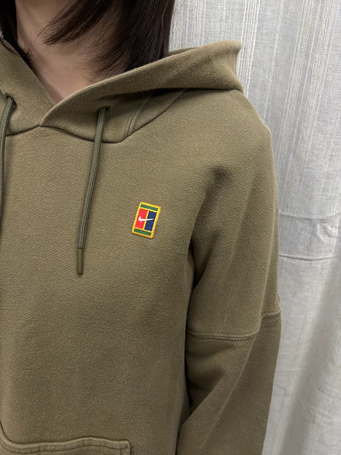 00s 나이키 스우시 테니스 로고 카키 후드티 상품이미지2