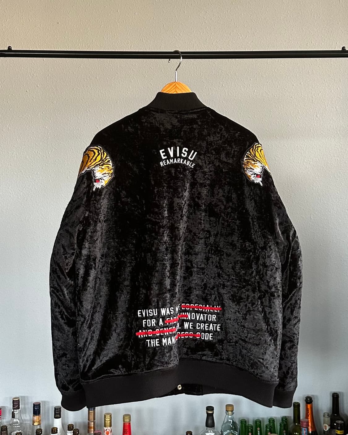 [2XL]에비수 Evisu 타이거 벨루어 벨벳 블루종 점퍼 상품이미지5