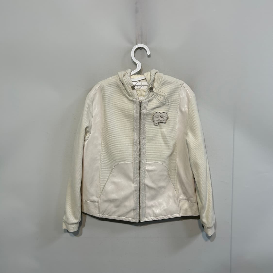 기비 2024 니트 집업 55 상태최상 상품이미지1