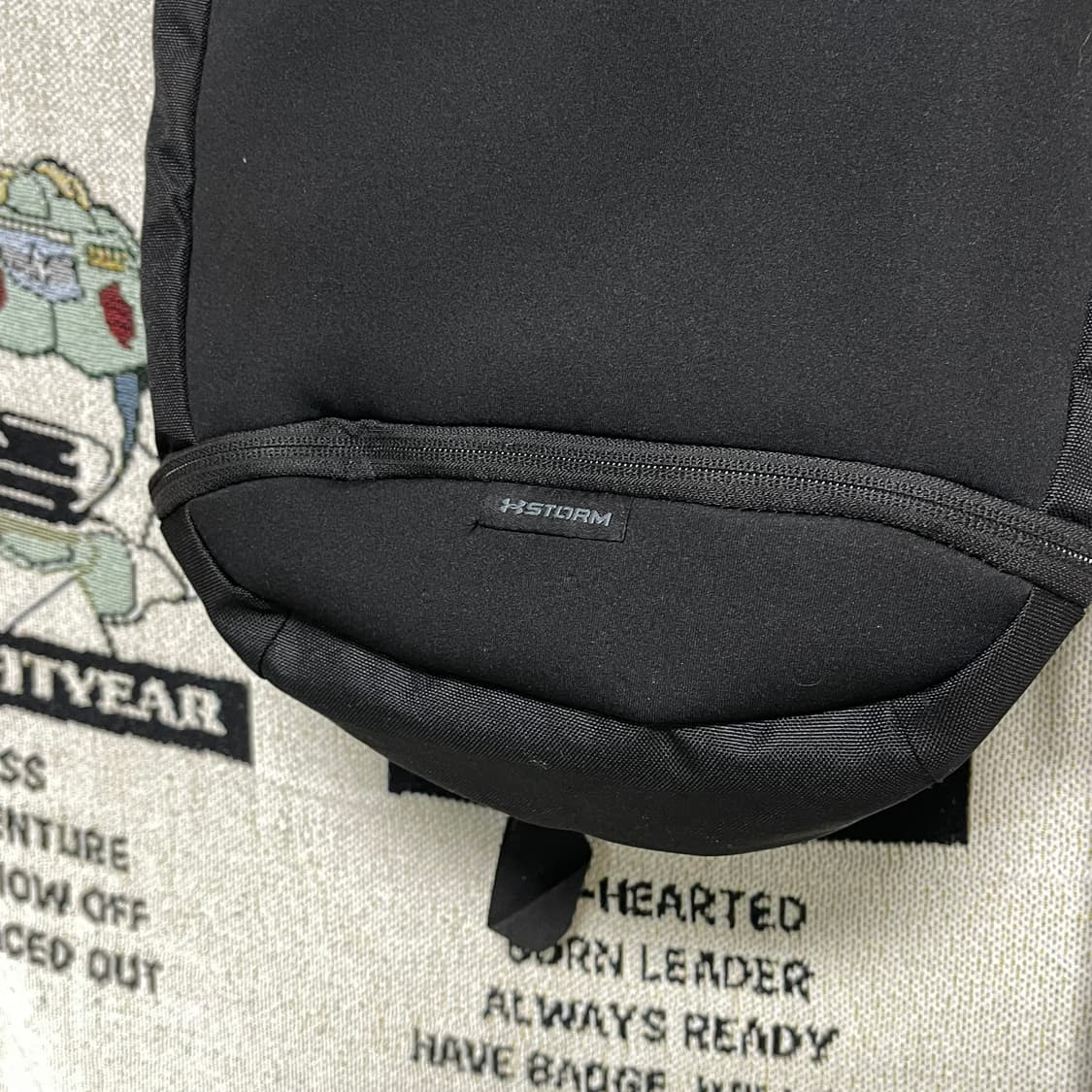 언더아머 리크루트 3.0 백팩 상품이미지3