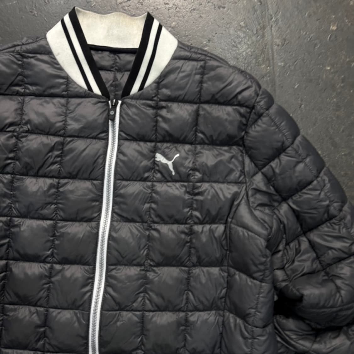 100 푸마 경량패딩 상품이미지2
