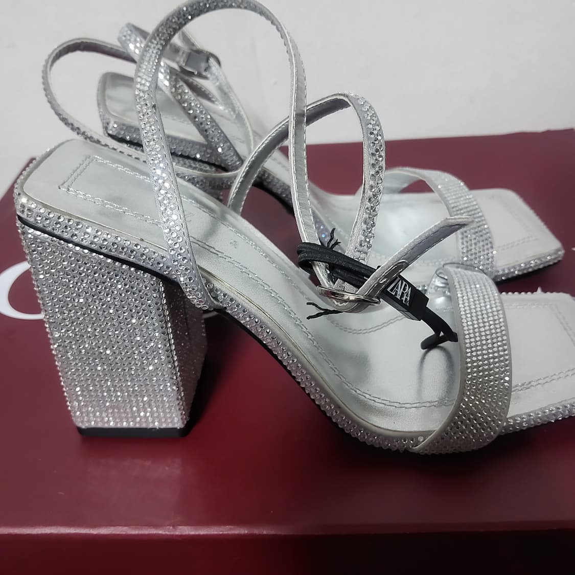 새상품 자라 큐빅 스트랩 하이힐 샌들 샌달  36 230 구두  찐 이쁨 상품이미지2