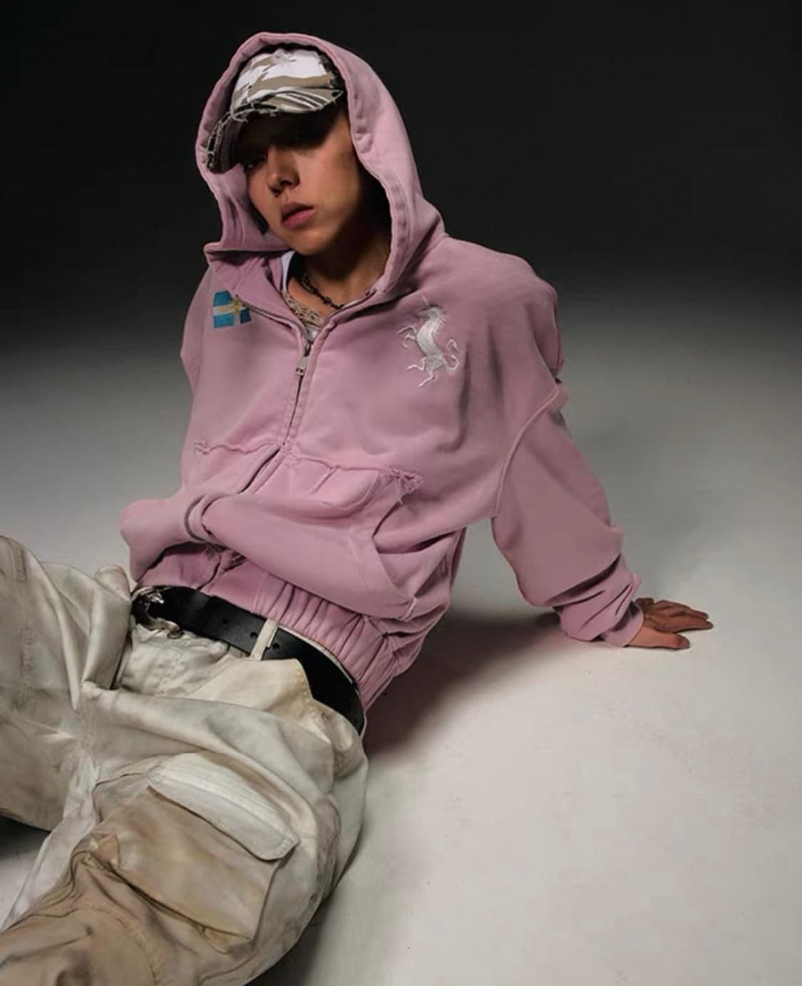 플레이보이 카르티 더스트 워시 핑크 지퍼 후드 티셔츠 상품이미지5