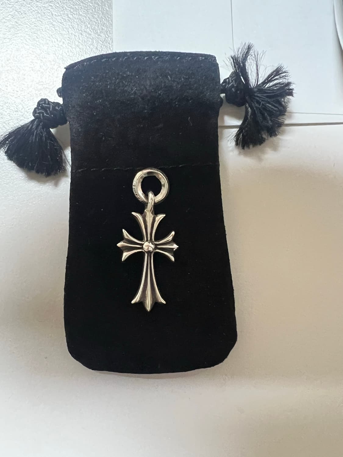 크롬하츠 타이니크로스 참 상품이미지2