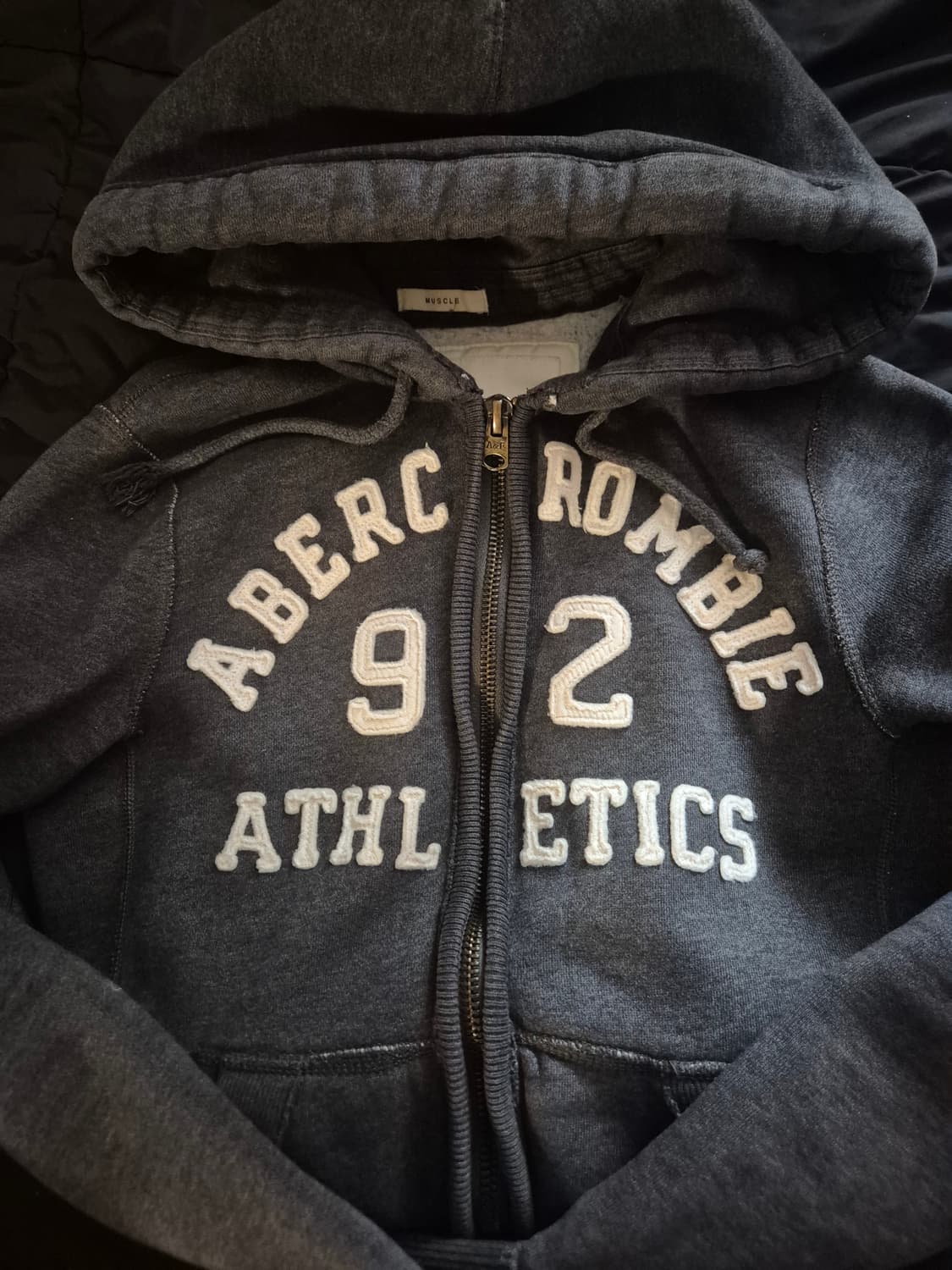 아베크롬비 머슬핏 차콜 화이트 후드집업 S 상품이미지1