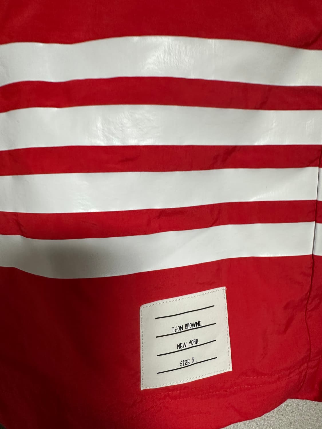 톰브라운 4선 레드 스윔팬츠 사이즈 3 상품이미지3