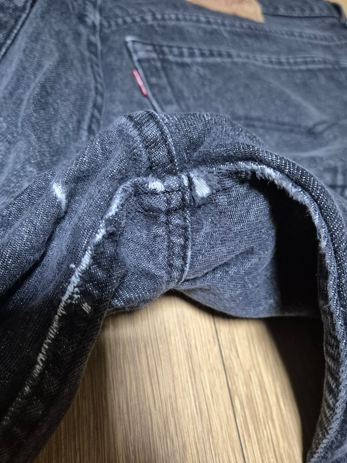 90s 리바이스 501 흑청 데님 팬츠 상품이미지3