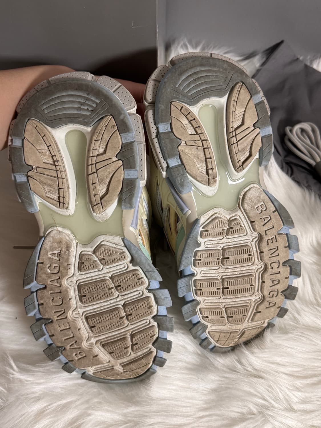 발렌시아가 트랙2 스니커즈 운동화 상품이미지5