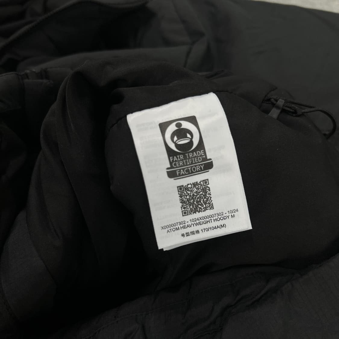 아크테릭스 아톰 정품 블랙 패딩 자켓 후드 m 상품이미지3