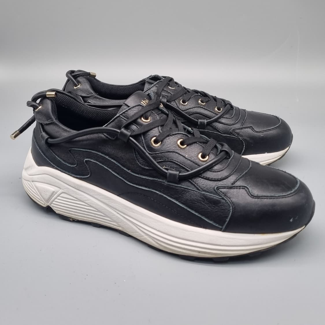 아떼 바네사브루노 레더 스니커즈265 상품이미지1