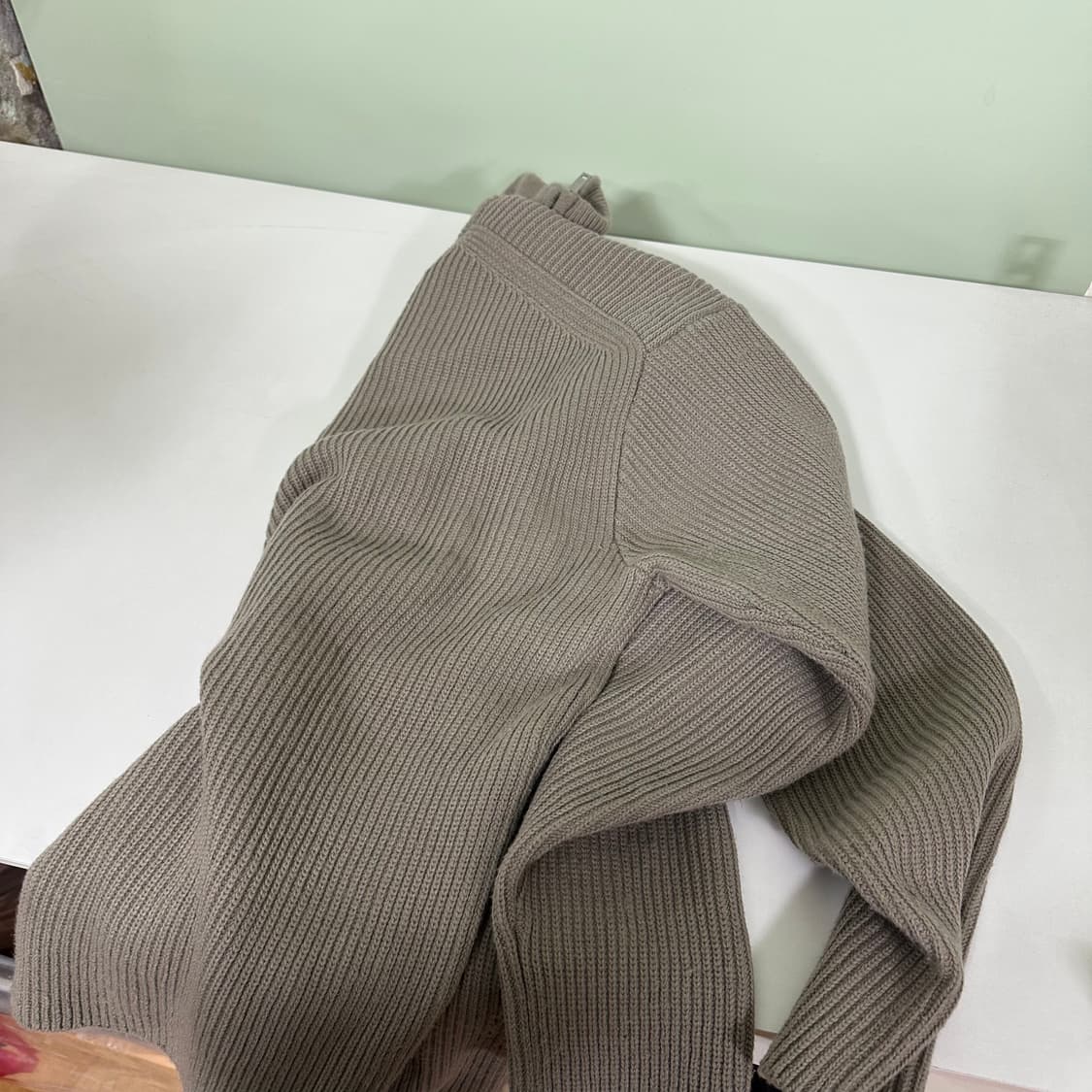 XL 무신사스탠다드 무탠다드 베이지그레이 캐시미어혼방 반집업니트 상품이미지6