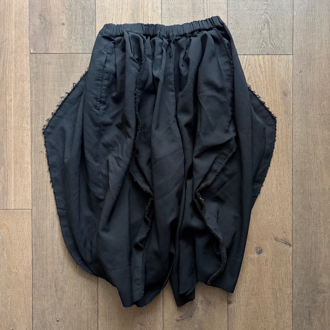 Distressed Ruffle Transformed Pants 상품이미지9