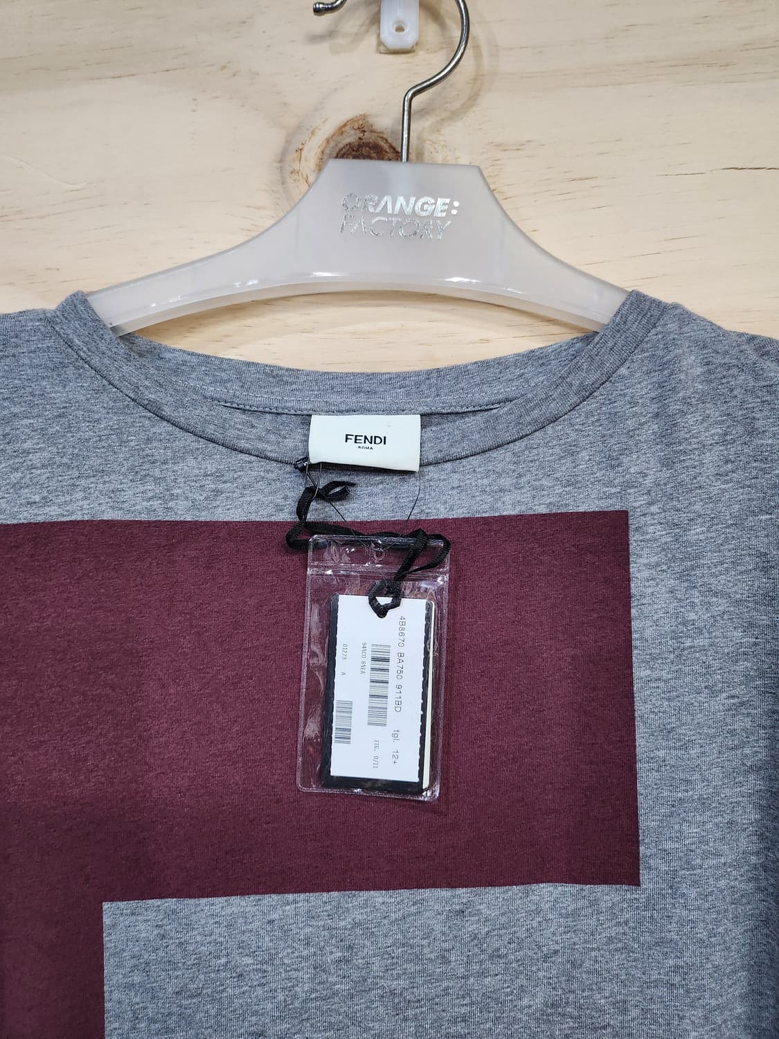 846) 펜디 FENDI 키즈 긴팔티 상품이미지3