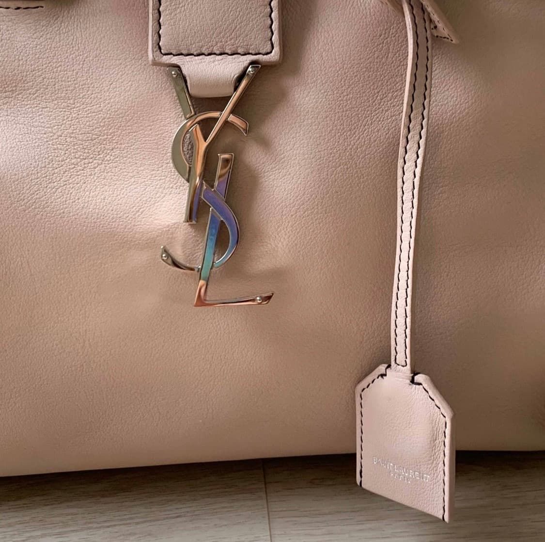 생로랑 카바스 백 베이비 핑크  상품이미지3