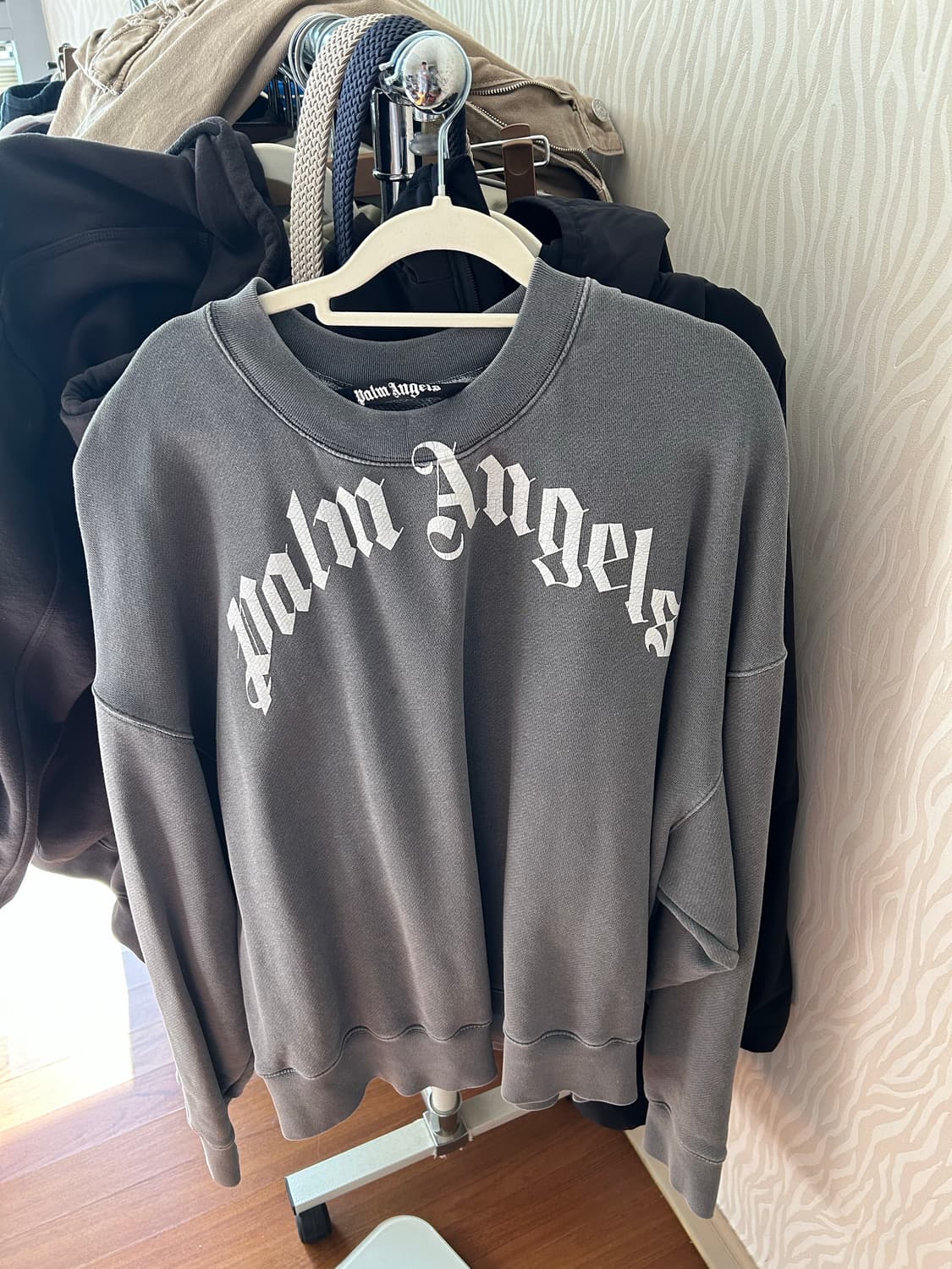 팜엔젤스 맨투맨 상품이미지1