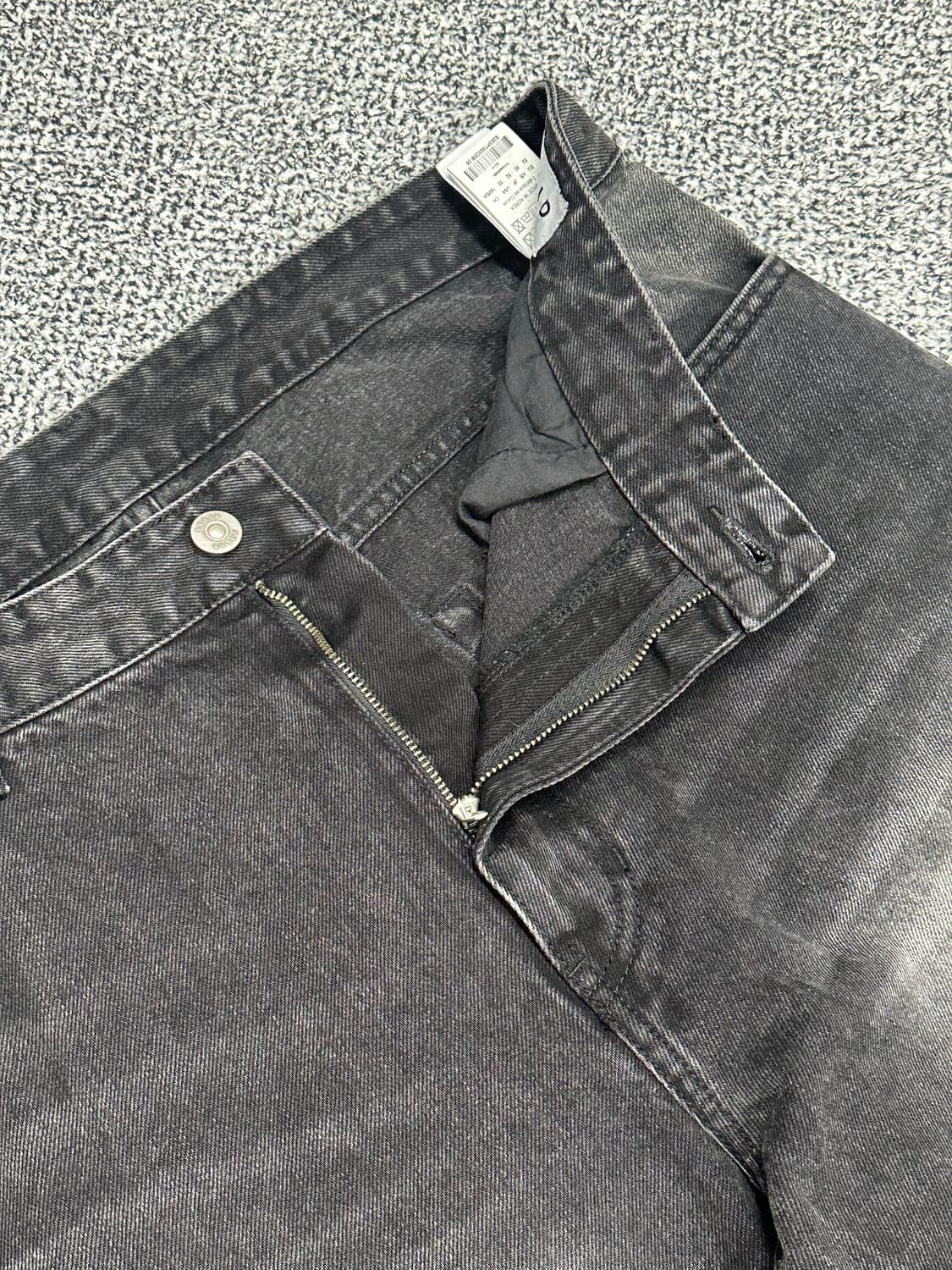 솔리드옴므 25년식 최신형 흑청 데님 바지 상품이미지3