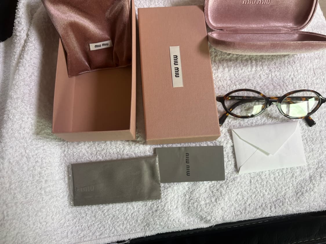 미우미우 리가드 안경 상품이미지1