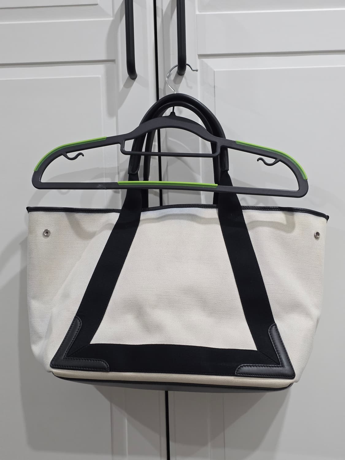 발렌시아가 카바스 토트백 m 미디움 미듐 상품이미지2