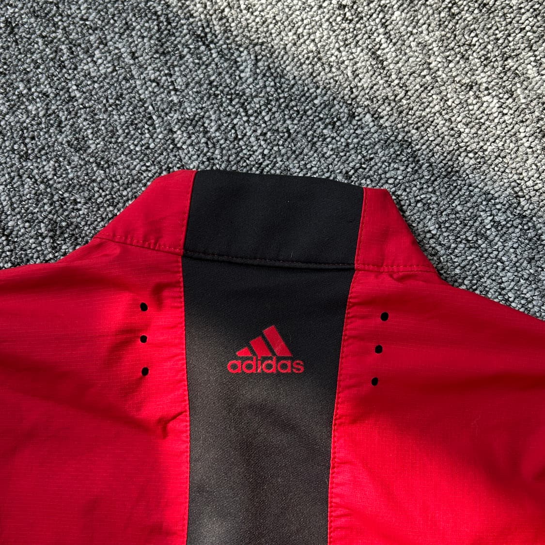 아디다스 레드 트랙 바람막이 집업 상품이미지5