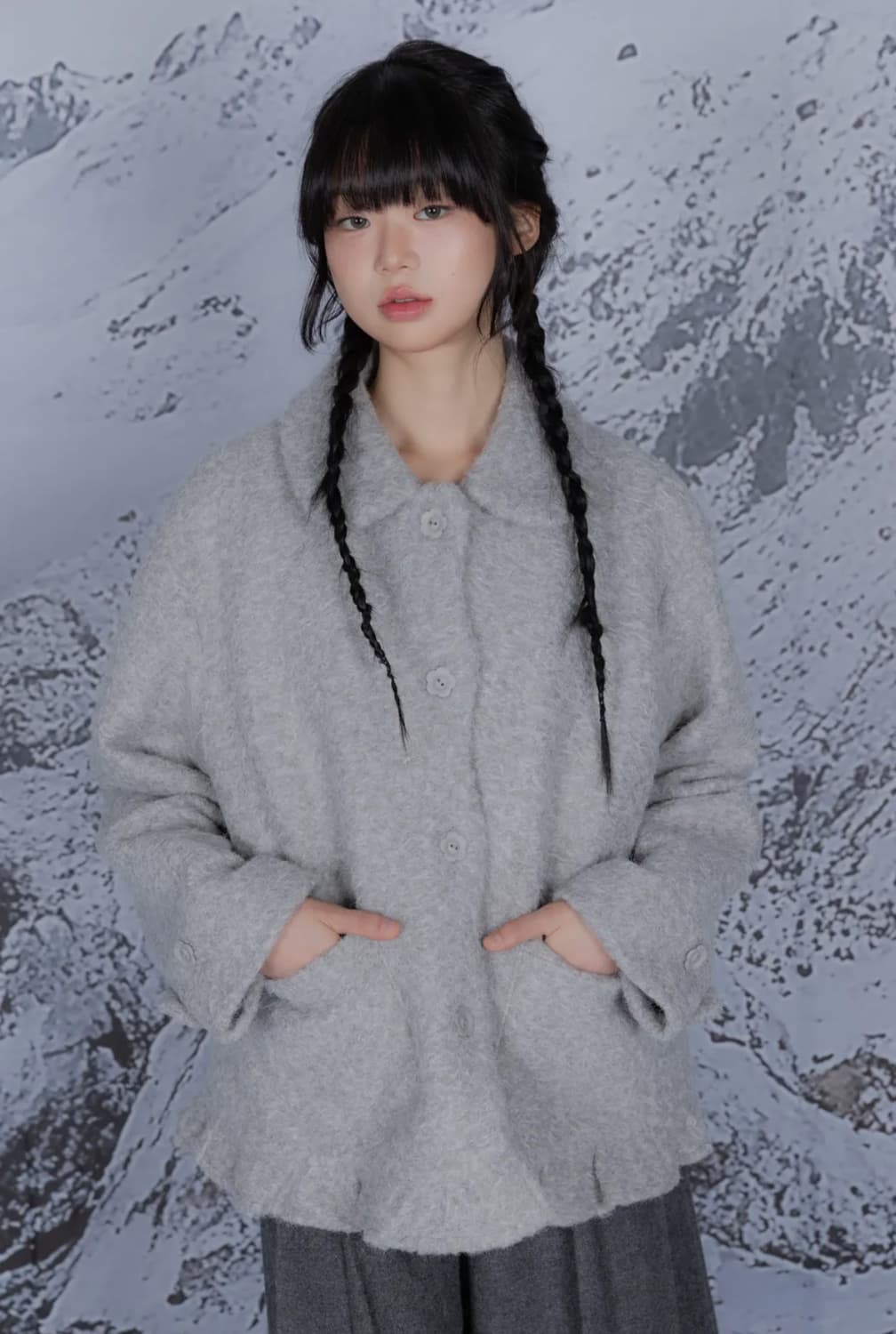 나이엔 라운드 플라켓 숏 코트 그레이 상품이미지1
