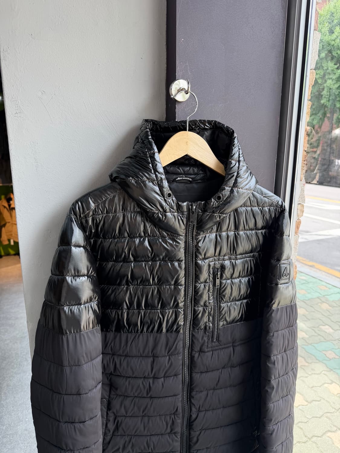 M/ 무스너클 로퍼 다운 경량패딩 점퍼 상품이미지3