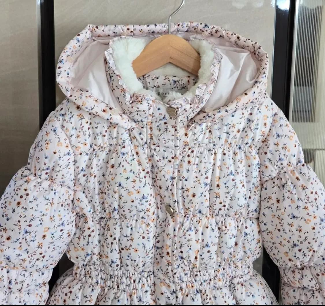 여아 140사이즈 페리미츠 잔꽃롱패딩 상품이미지3