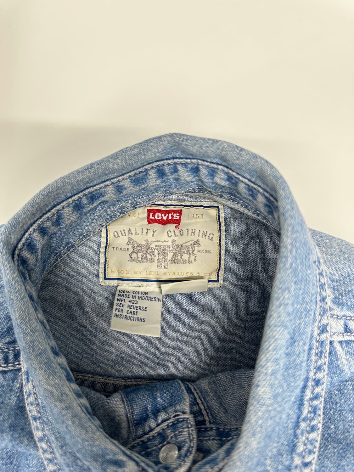 리바이스 투포켓 데님셔츠 상품이미지3