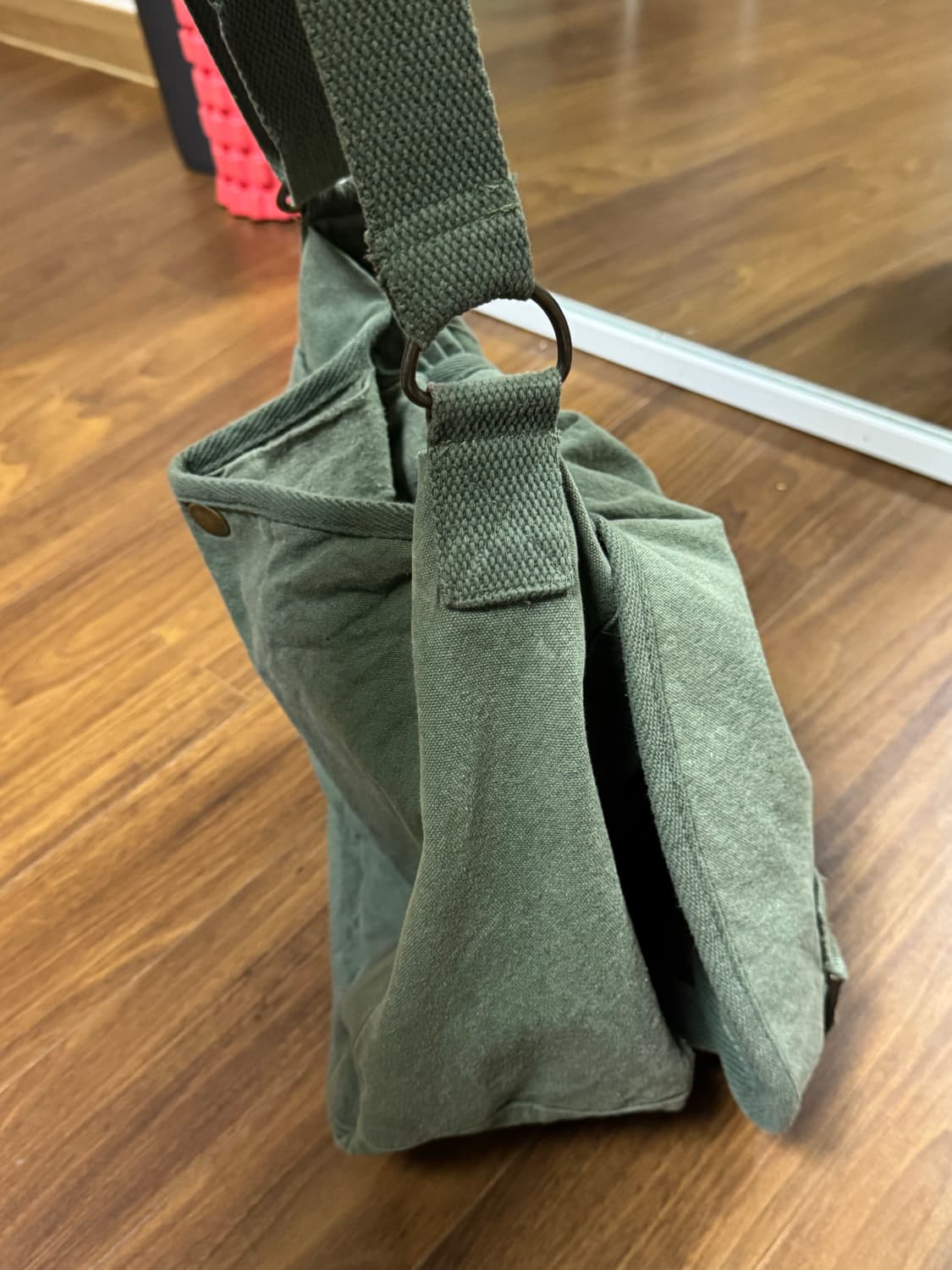 Ofr paris 메신저백 카키 상품이미지6