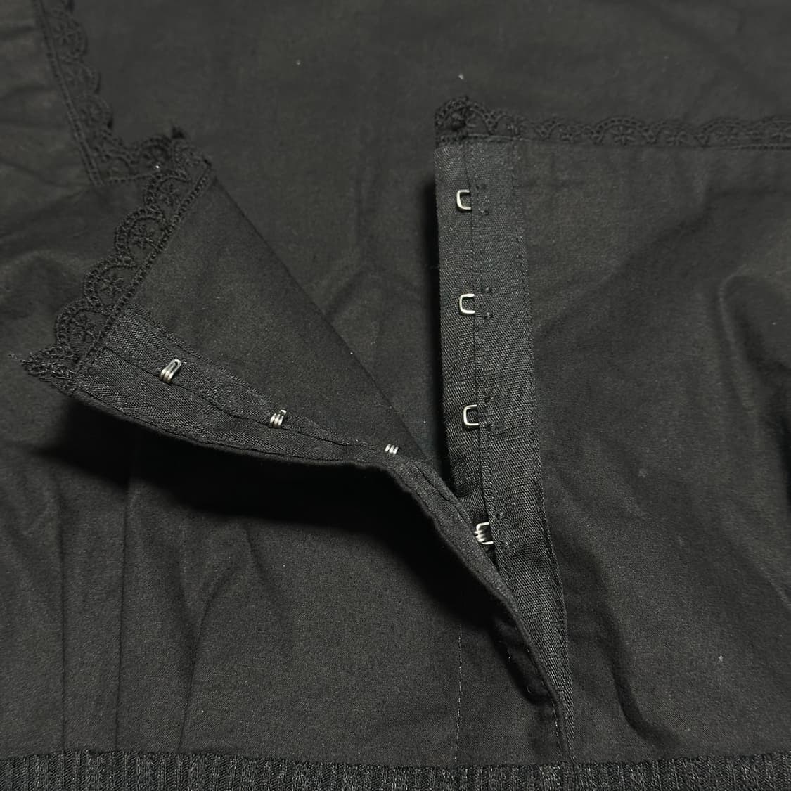 오이소엘 라나 스퀘어 넥 탑 상품이미지6