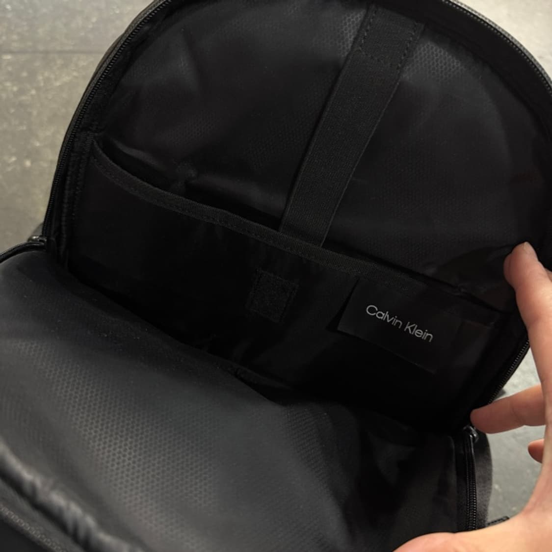 켈빈클라인 백팩 상품이미지5