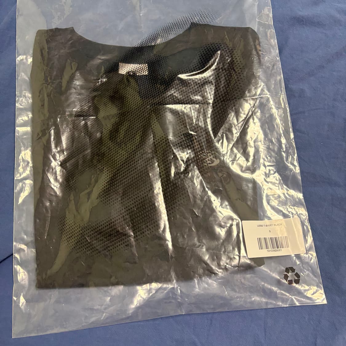 (W) 산산기어 로고 티셔츠 블랙 25SS 상품이미지4