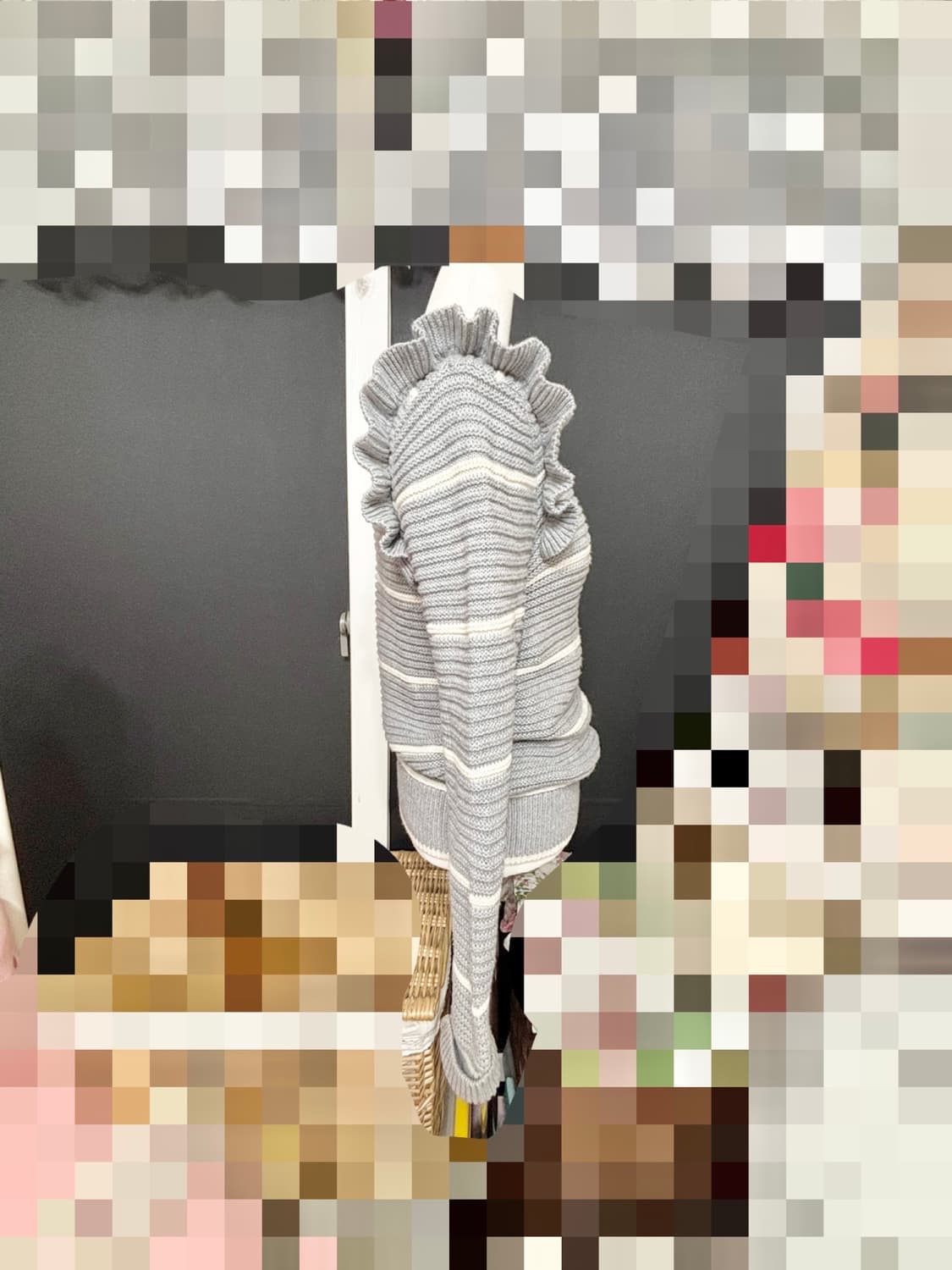 바나나리퍼블릭ㅡ 프릴 니트티 s사이즈/새거수준 상품이미지2