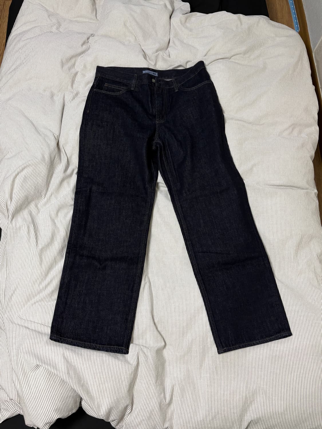 새상품) 유니클로 JW앤더슨 스트레이트진 블루 33 상품이미지1