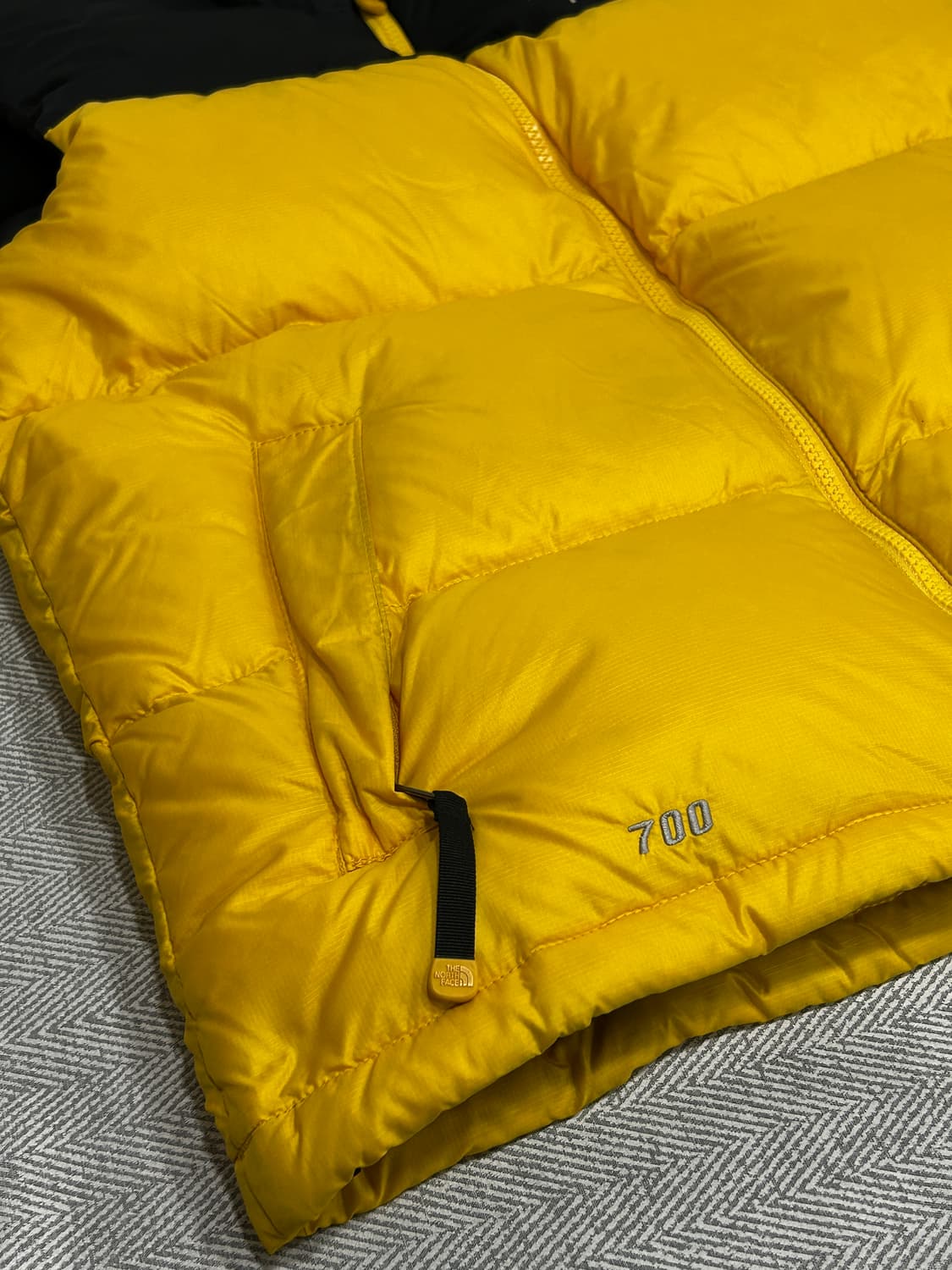 노스페이스 눕시 700 패딩 조끼 상품이미지4
