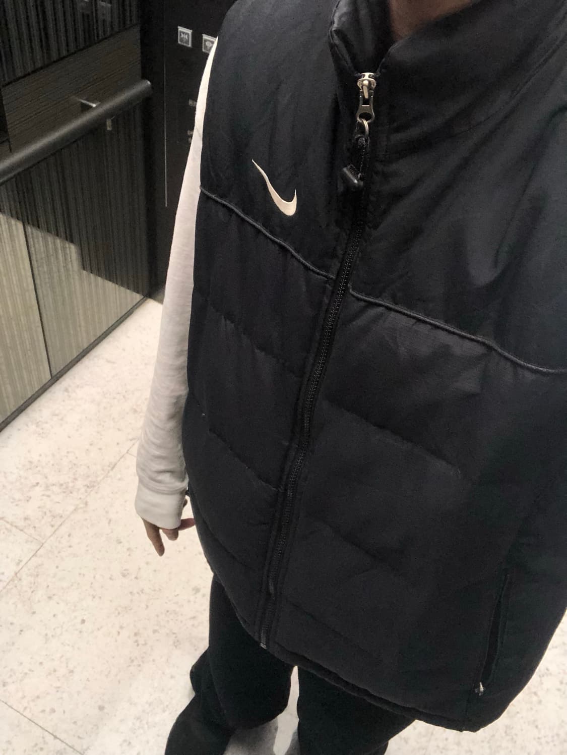 나이키 acg 조끼패딩 상품이미지2