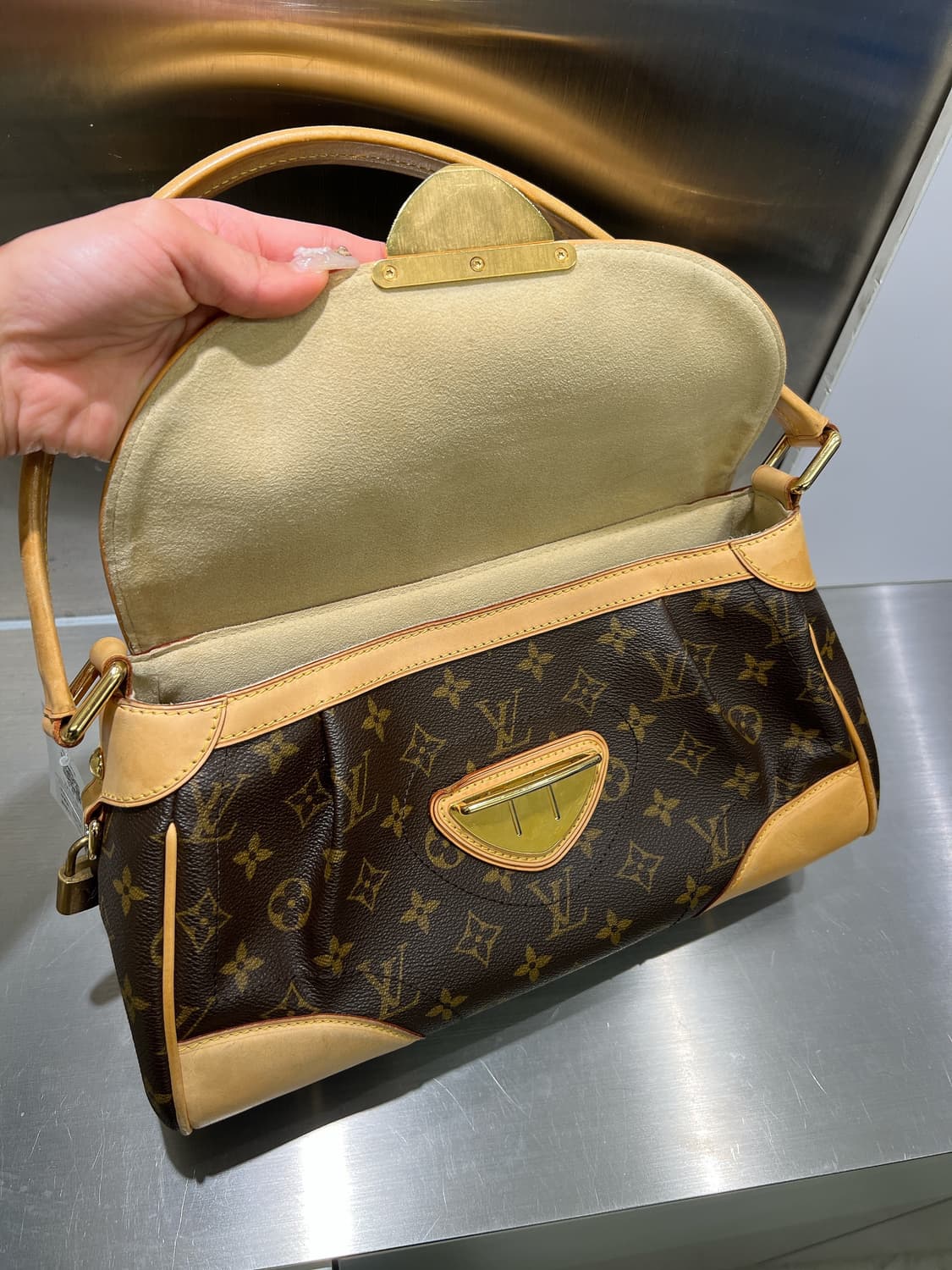 루이비통 비버리mm 상품이미지4