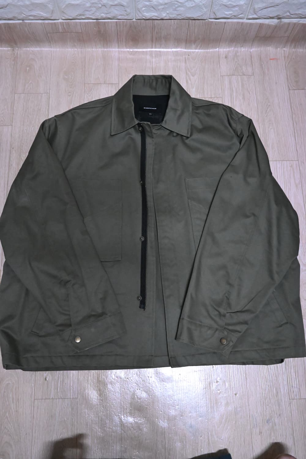 매드마르스 카키 자켓 상품이미지1