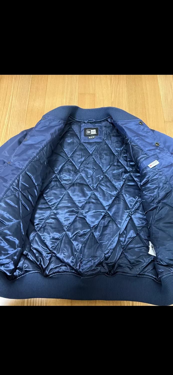 뉴에라 MLB 뉴욕양키스 스타디움 자켓 네이비 L 상품이미지5