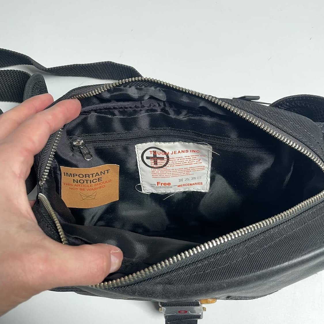 Tough jeansmith 소가죽 크로스백 상품이미지10