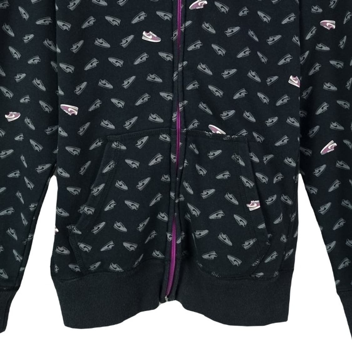 [나이키] 스우시 자수 멀티 패턴 후드 집업 블랙 M19508 상품이미지5