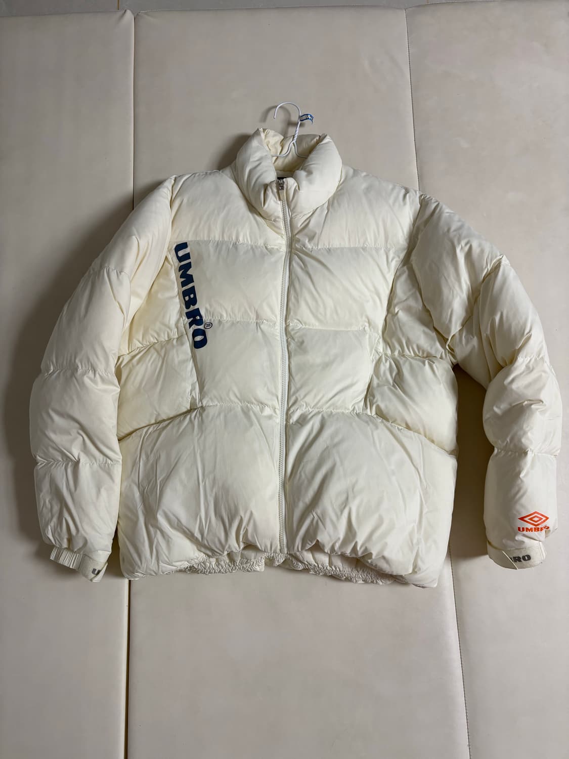 엄브로 아이보리 오리털 패딩 점퍼 95(M) 상품이미지1