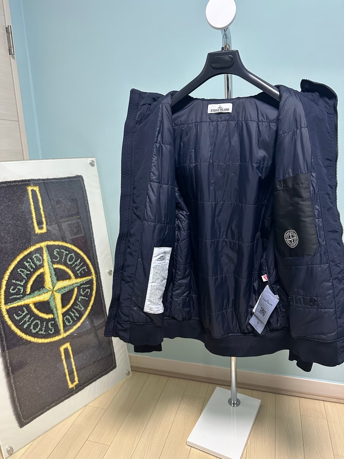 스톤아일랜드 크링클랩스 프리마로프트24Fw 네이비M사이즈 새상품급 상품이미지10