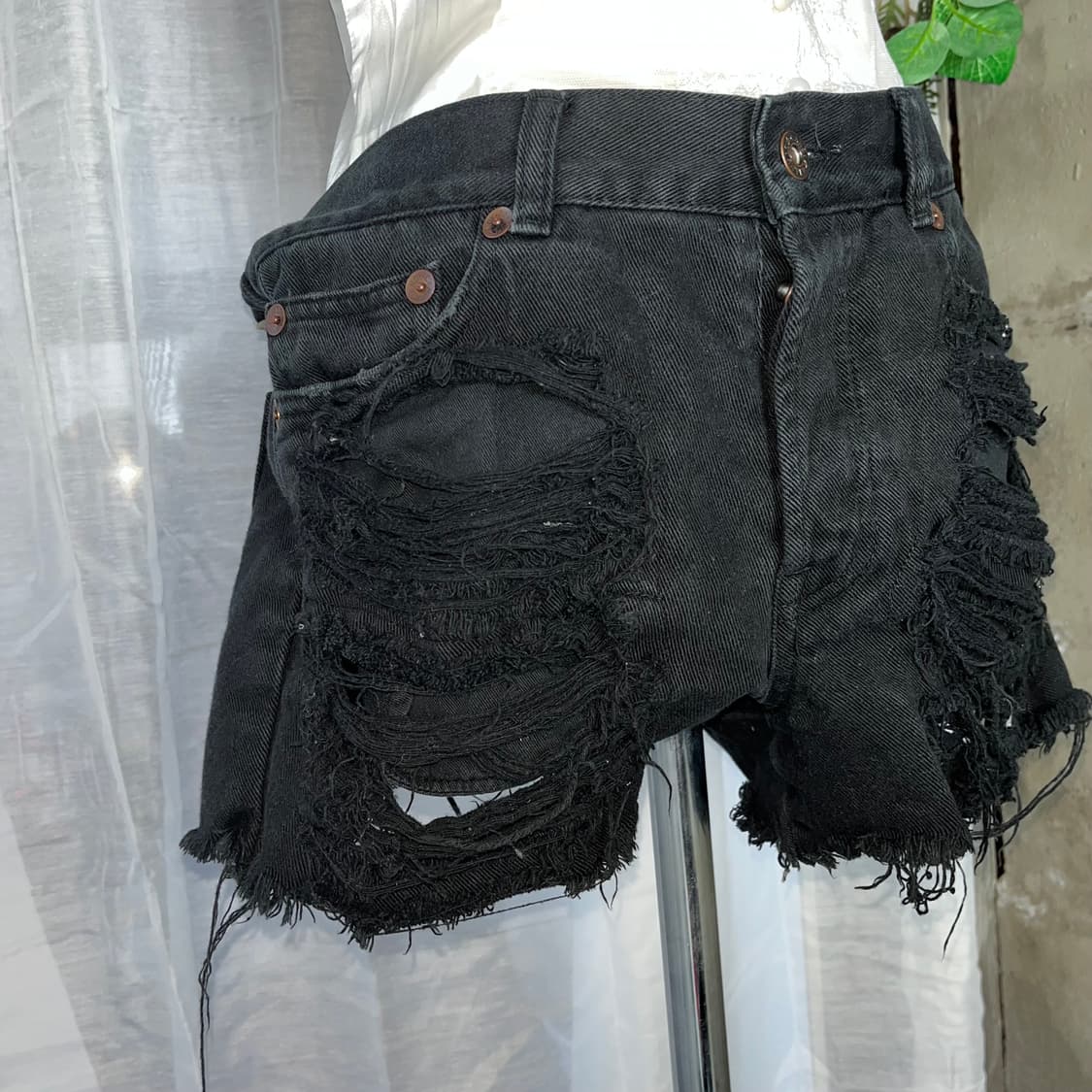 고스펑크 데미지 데님 숏팬츠 상품이미지3